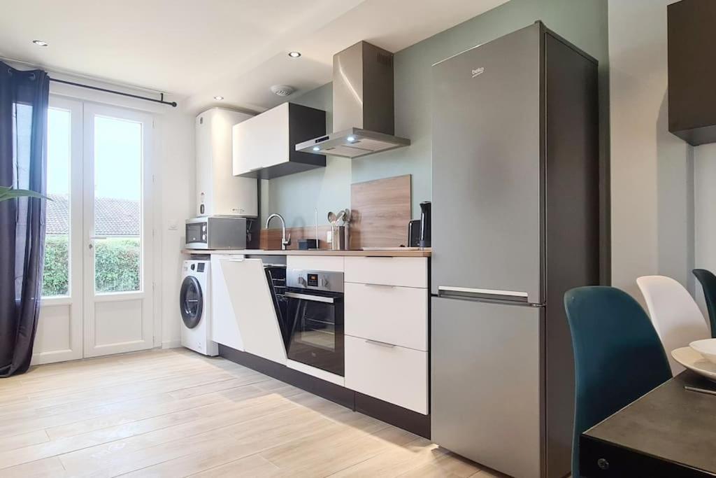 Le Lion D'Or Apartment Bessines Екстериор снимка