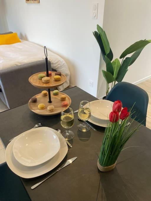 Le Lion D'Or Apartment Bessines Екстериор снимка