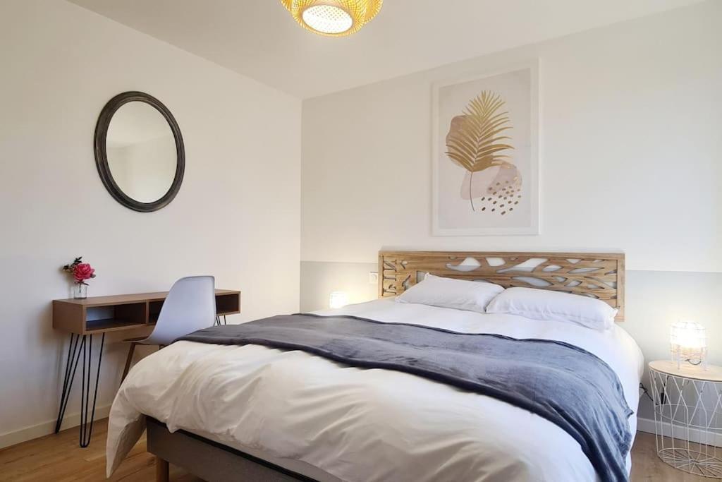 Le Lion D'Or Apartment Bessines Екстериор снимка