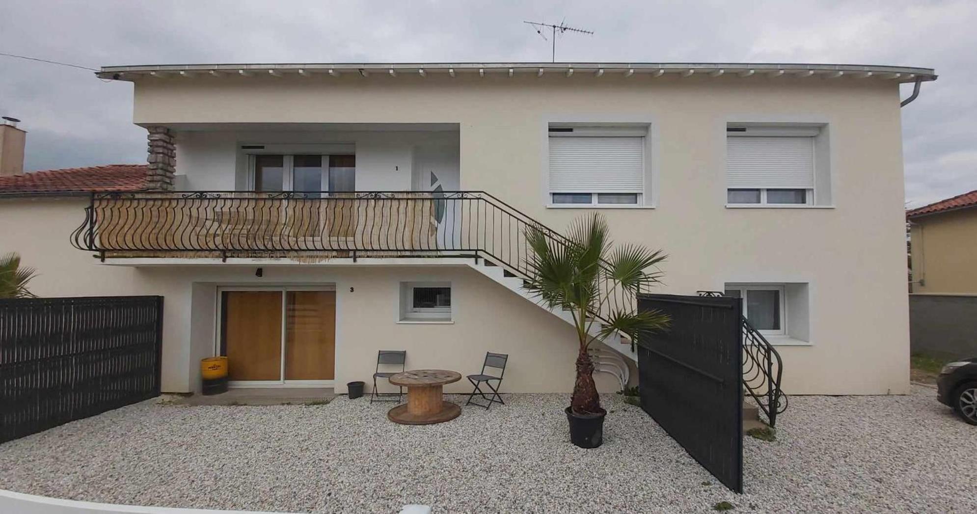 Le Lion D'Or Apartment Bessines Екстериор снимка